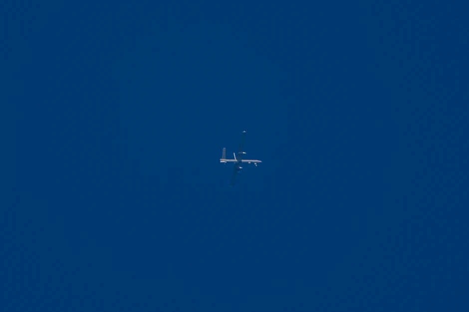 Izraelski vojni dron nadleće zemlju 14. aprila