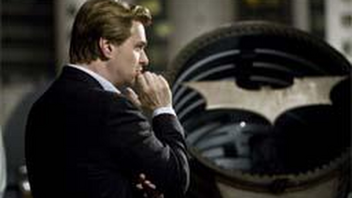Christopher Nolan, który objął artystyczną opieką nowy film o Supermanie, zdradził swe plany wobec produkcji.