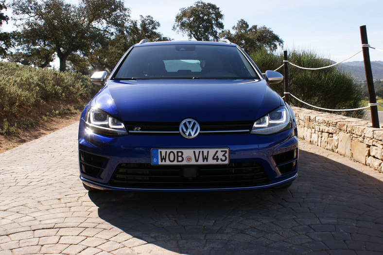 Volkswagen Golf R Variant