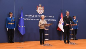 Aleksandar Vučić i Ursula fon der Lajen