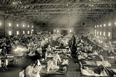 Szpital polowy  w obozie szkoleniowym dla amerykańskich żołnierzy podczas pandemii grypy hiszpanki, Fort Riley, Kansas 1918 r.