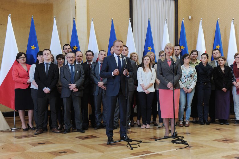 Tusk i Bieńkowska nie zapłacą podatku dochodowego