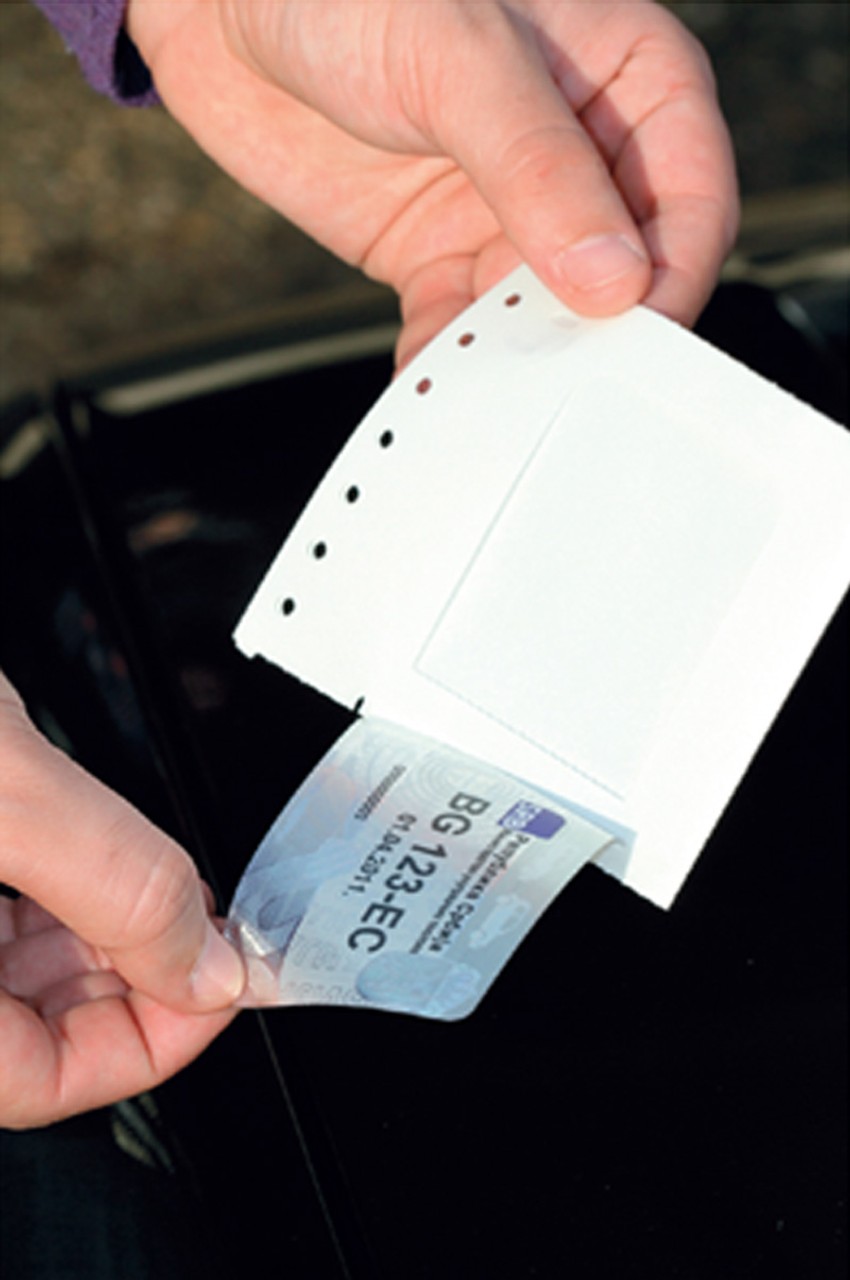 Registraciona nalepnica