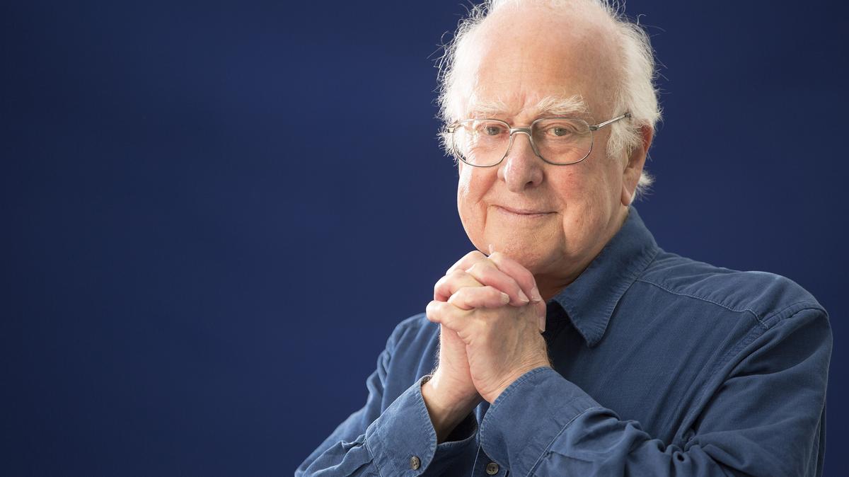 Gyászol a tudományos világ: meghalt a Nobel-díjas Peter Higgs