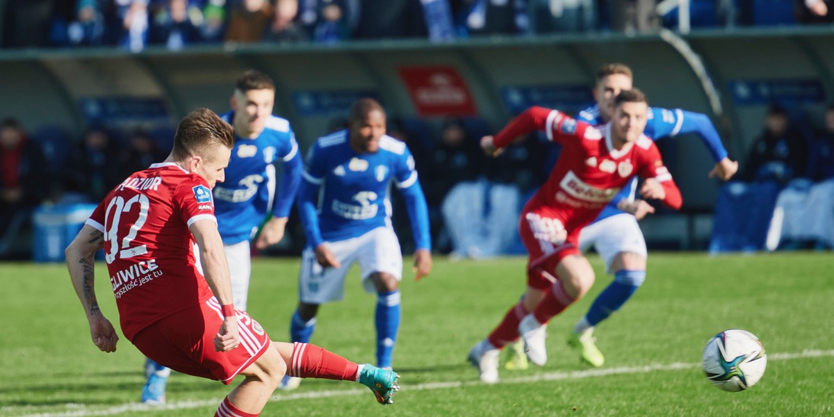 13.02.2022 WISLA PLOCK - PIAST GLIWICE PKO BANK POLSKI EKSTRAKLASA PILKA NOZNA