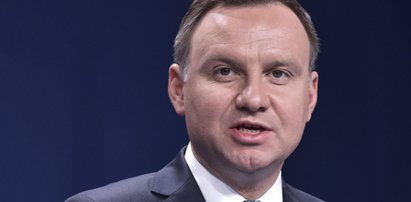 Duda nie dotrzymał słowa? Finansjera zachwycona