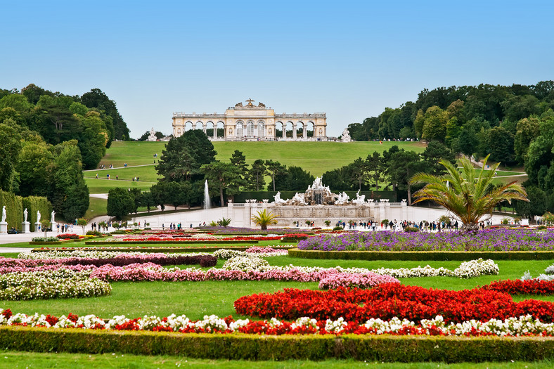 Pałac i ogrody Schönbrunn – najważniejsze informacje o historii i atrakcjach tego miejsca