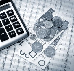 Obniżki stóp procentowych nie zawsze pozytywnie wpływają na dostępność kredytów