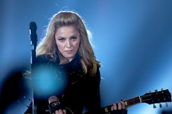 Madonna znów wygwizdana, fani krzyczeli: Zdziro, zwróć pieniądze!