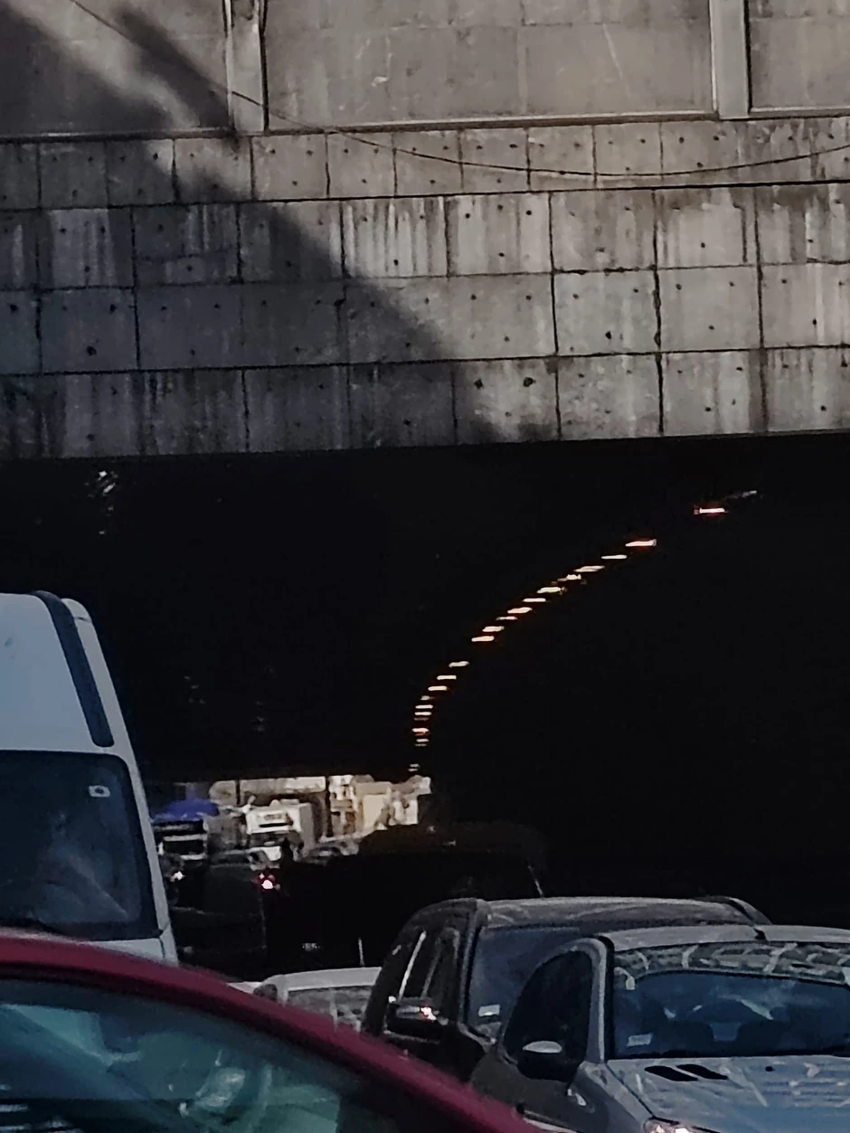 Saobraćajna nesreća u Terazijskom tunelu