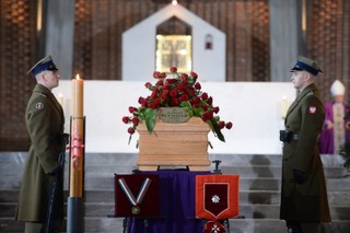 Uroczystości pogrzebowe Antoniego Krauze. Duda: Tworzył z niezachwianą wiarą w ideały i wartości