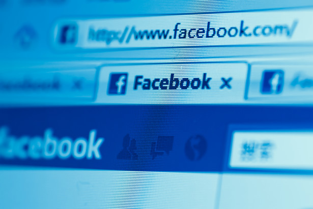 Polskie władze pytają Facebook o dane obywateli