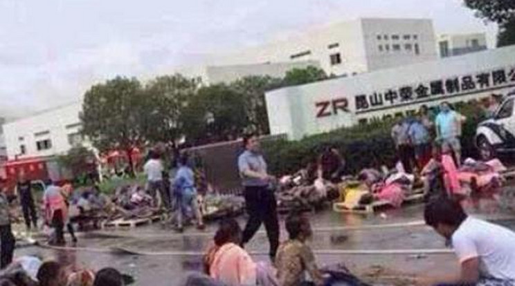 Tragédia! Felrobbant egy kínai gyár, 65 halott
