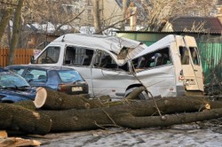Halny szalał w Tatrach. Wiatr do 144 km/h spowodował duże straty. ZDJĘCIA