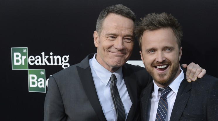 Nem kizárt, hogy Bryan Cranston (balra) is visszatért egy apró szerep erejéig /Fotó: Northfoto