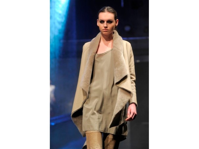 Niedosłowna moda - pokaz jesiennej kolekcji Łukasza Jemioła