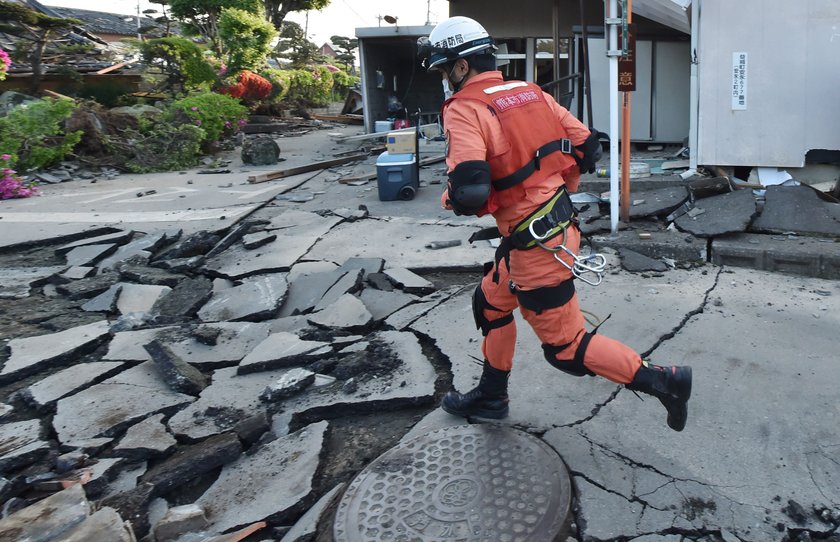 Potężne trzęsienie ziemi w rejonie miasta Kumamoto na południu Japonii