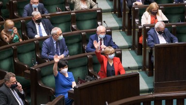 PiS przegrało głosowanie w Sejmie. Gowinowcy zagłosowali z opozycją