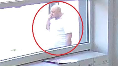 Muž, po ktorého totožnosti pátrajú bratislavskí policajti