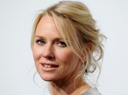 Naomi Watts zakochaną księżną Walii