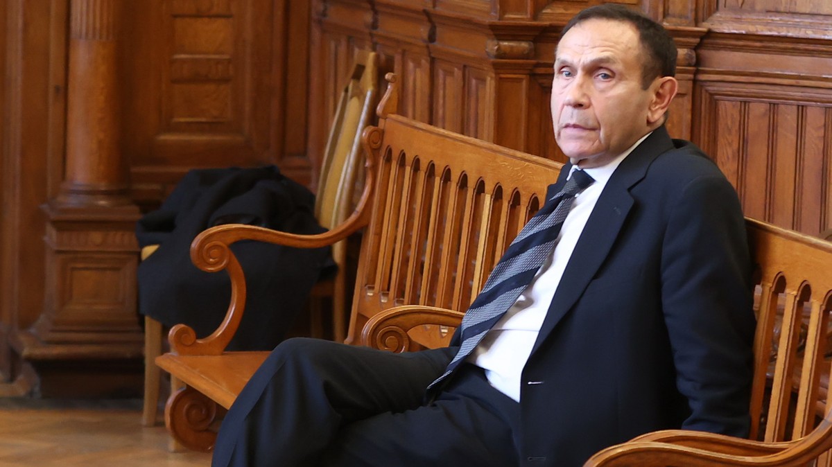 Mi történne Gyárfás Tamással a börtönben?