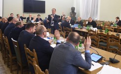 Nowela Kodeksu wyborczego. Komisja nadzwyczajna pozytywnie zaopiniowała projekt PiS. SZCZEGÓŁY