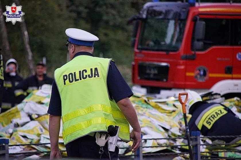 Pożar ciężarówki w lubelskim. Kierowca chciał wejść do płonącego auta