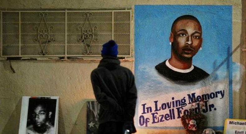 Two L.A. policemen who shot unarmed black man sue city for racial discrimination - media