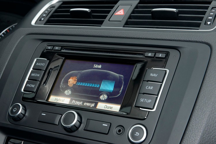 Volkswagen jetta hybrid