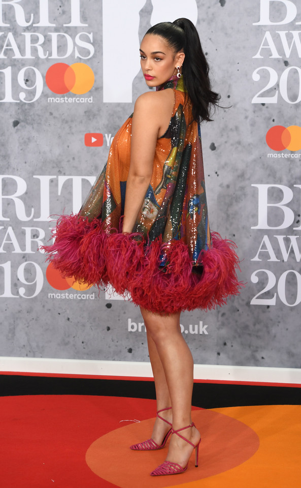 Brit Awards 2019: Jorja Smith na czerwonym dywanie