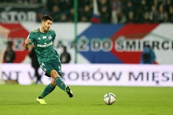 Piłkarz Legii Warszawa opowiedział o ataku kiboli na klubowy autokar