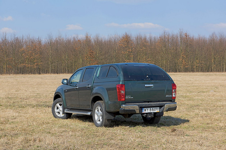 Isuzu D-Max Hunter - Pikapem na łowy