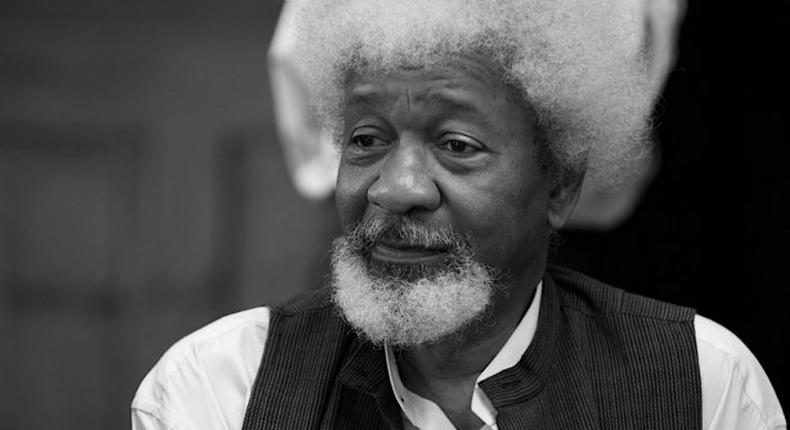 Professor Wole Soyinka condemns FG's position on the establishment of Operation Amotekun by South-West governors. (Books Live)