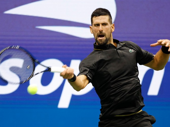 Novak Đoković u 2. kolu promenio crnu opremu i obukao najdosadniju kombinaciju