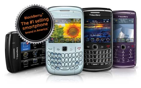 BlackBerry 9800 ma się stać konkurencją dla iPhone'a i smartfonów z Androidem. Nie wiadomo jeszcze, kiedy trafi do sprzedaży