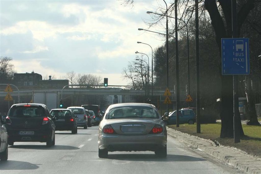 Posłowie piraci mandatów nie płacą. FOTO