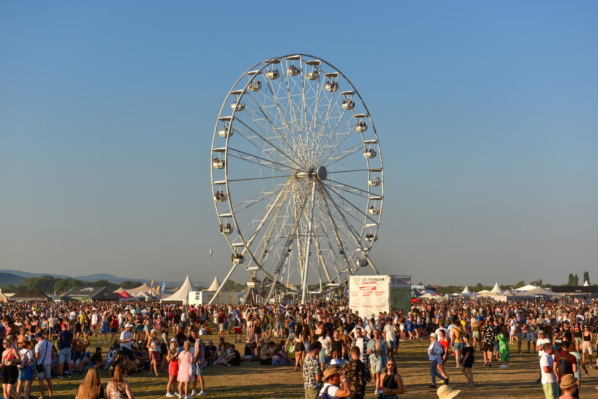 Lovestream festival - nedeľa.