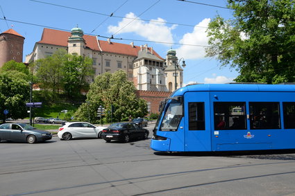 Popularne kamery samochodowe. Mogą rejestrować nie tylko jazdę auta