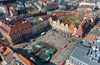 Plac Solny nadal zamknięty dla aut wieczorami i w weekendy