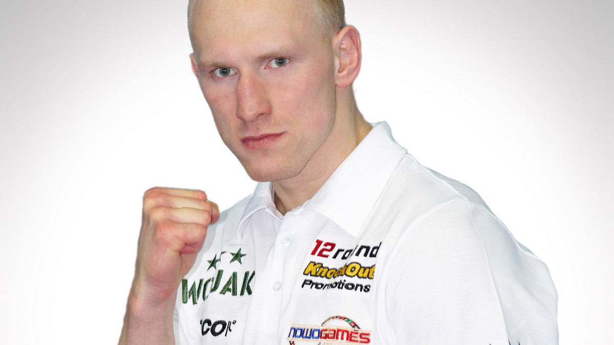 Wygraj oficjalne gadżety 12 Round Knockout Promotions - największej grupy bokserskiej w Polsce i w Europie Środkowo-Wschodniej w barwach których walczą m.in. Krzysztof "Diablo" Włodarczyk, Dawid "Cygan" Kostecki i Artur Szpilka.