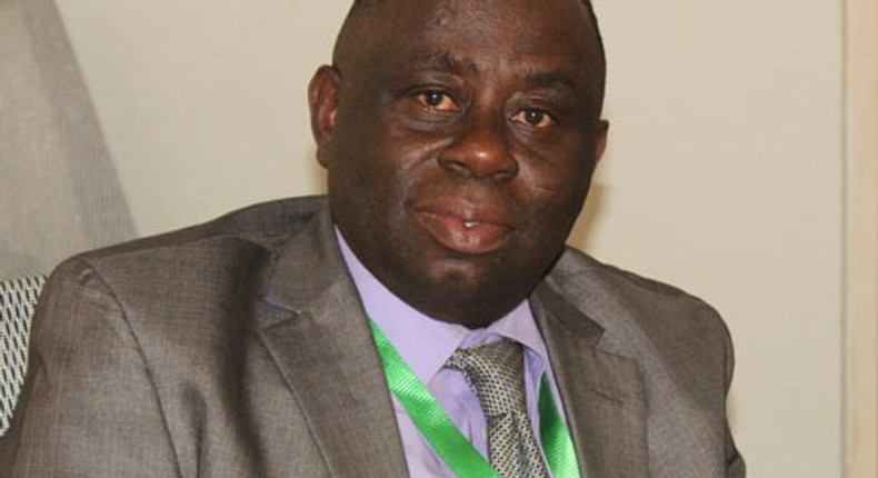 Dr Daniel Asare