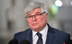 Bomba w skrzydle? Lasek: To absurd. Przed lotami były kontrole pirotechniczne [WYWIAD]