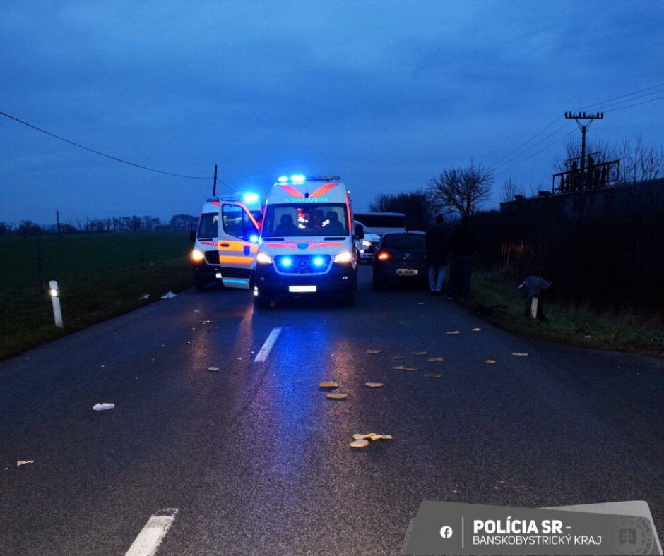 Pri obci Dubovec v okrese Rimavská Sobota došlo k vážnej nehode.