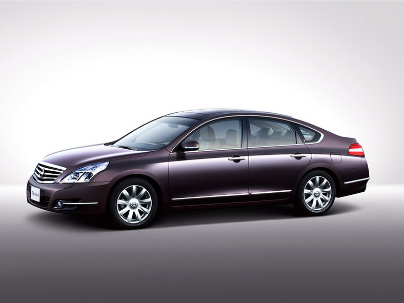 Nissan Teana: luksusowy sedan w wersji seryjnej