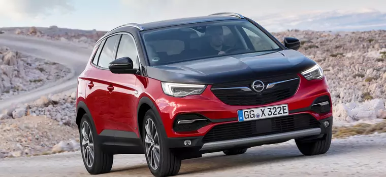 Opel Grandland X AWD Plug-In Hybrid – topowy SUV Opla