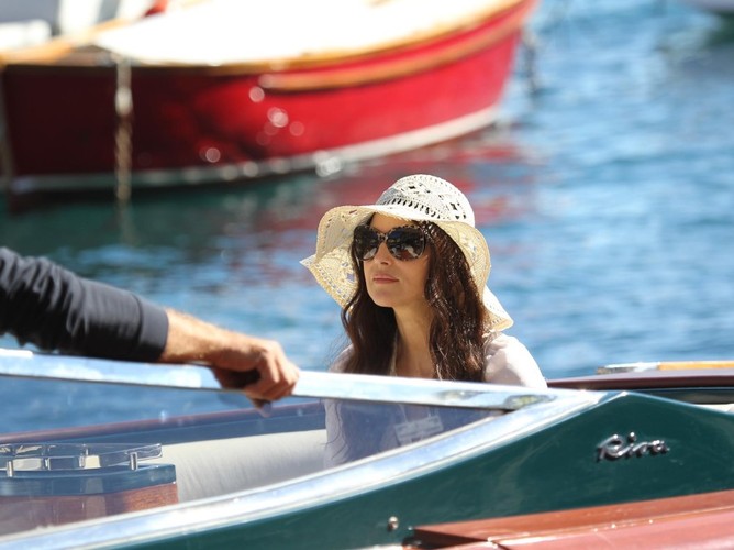 Monica Bellucci na planie filmu reklamowego Cisowianka Perlage fot. Jacopo Raule/Getty Images