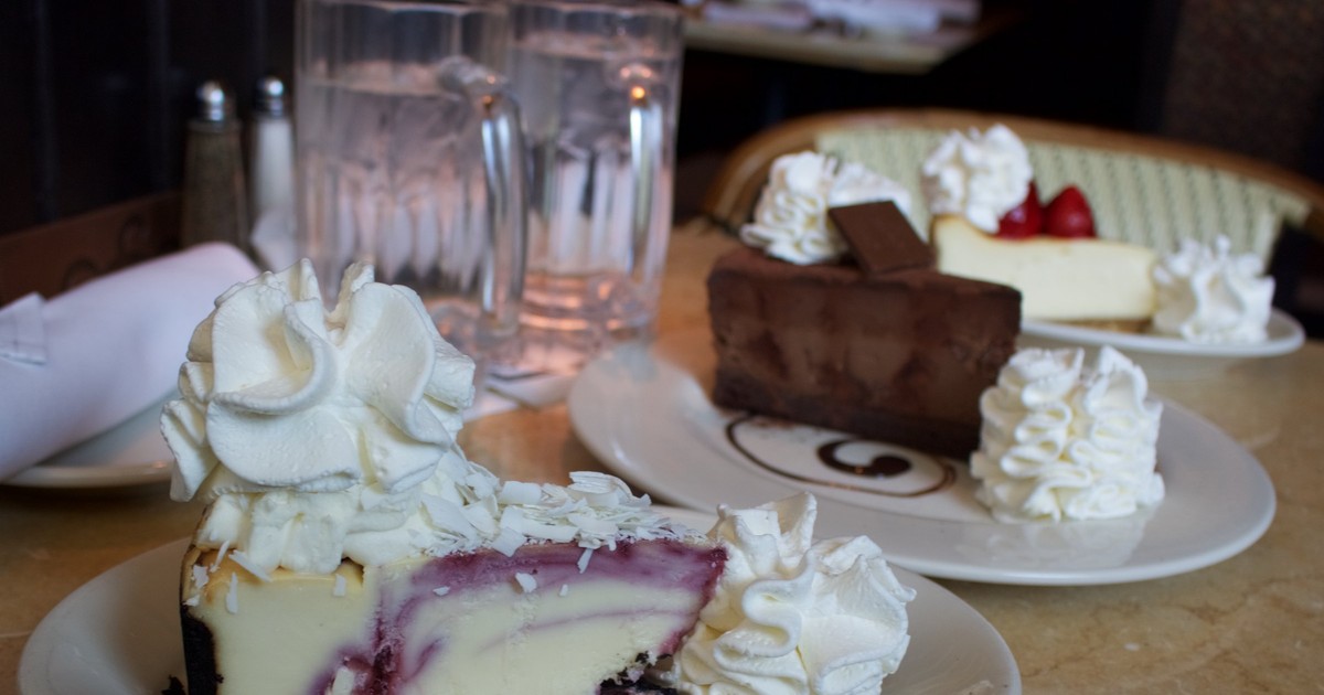 I tried the 3 mostpopular cheesecakes from The Cheesecake Factory and