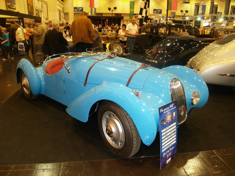 Techno Classica 2011: 2500 oldtimerów i 200 tys. zwiedzających