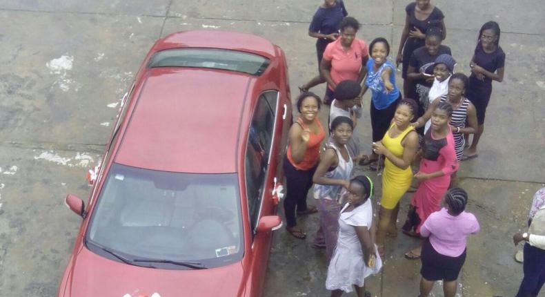 Man gifts girlfriend a car for saying 'Yes' to his marriage proposal
