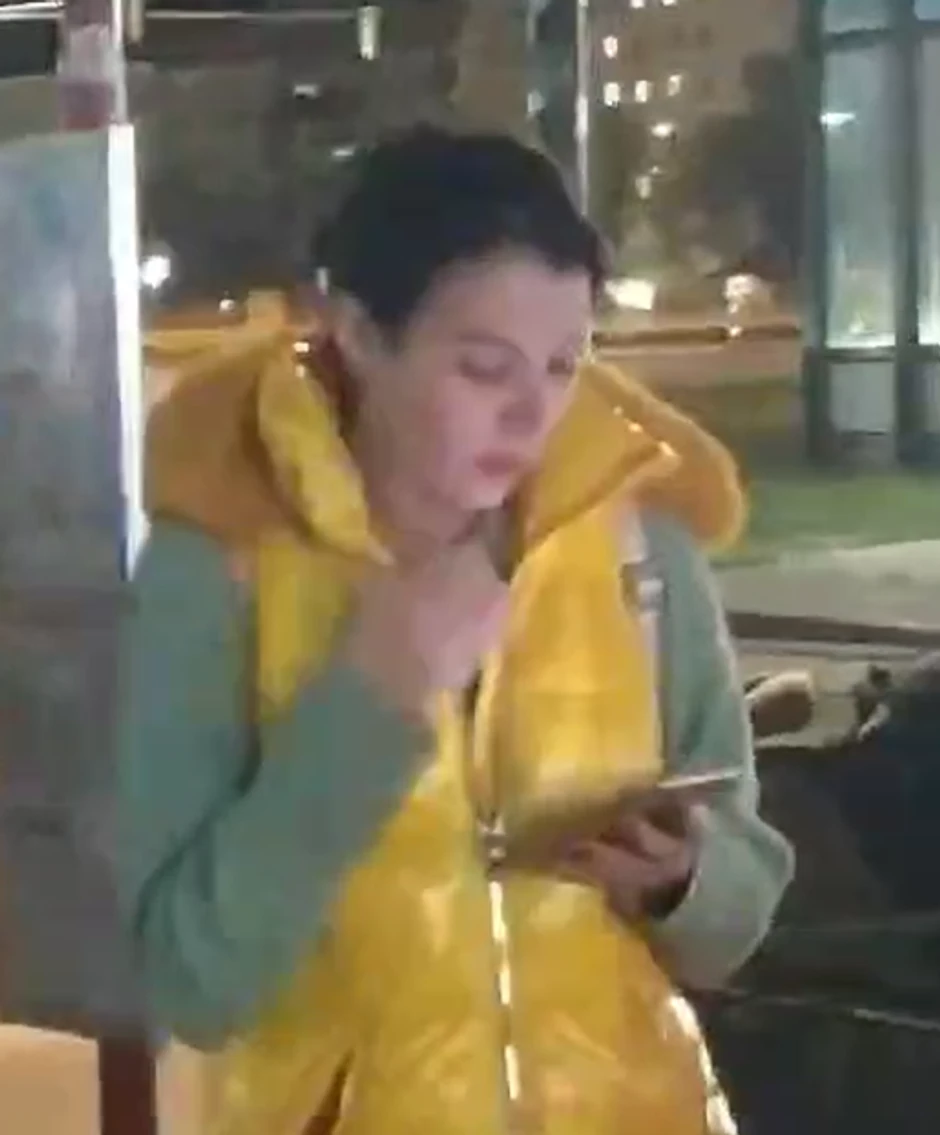 Fotografije devojčice koja podseća na Danku Ilić